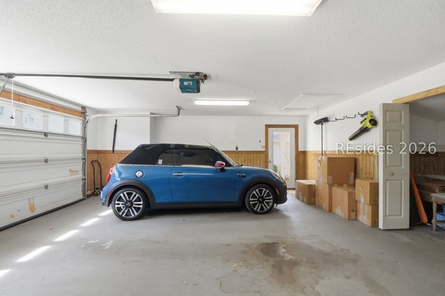 60 Stable Gate Rd, Hilton Head Island, SC 29926