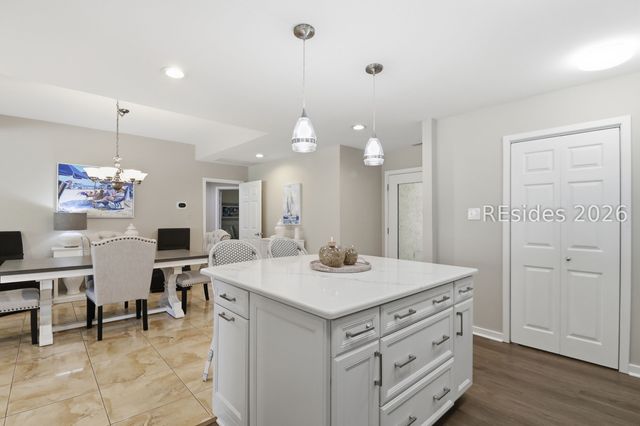 60 Stable Gate Rd, Hilton Head Island, SC 29926