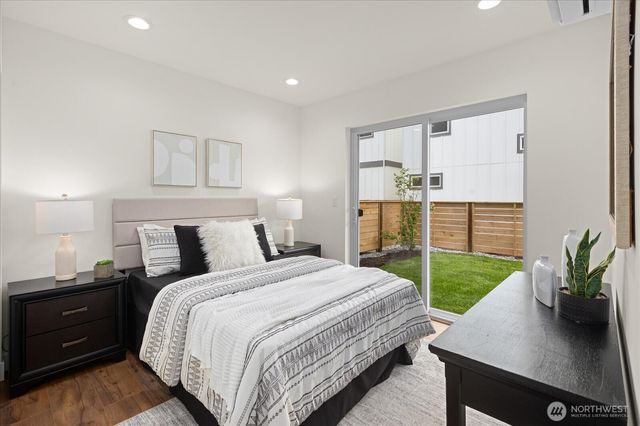 10326 Ashworth Avenue N, Seattle, WA 98133