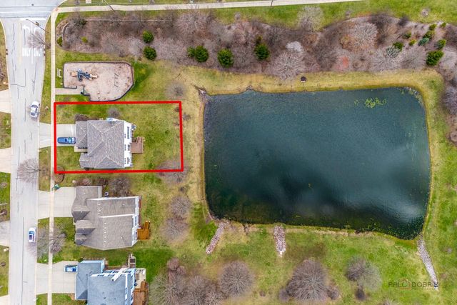 4 Waterton Drive, Streamwood, IL 60107
