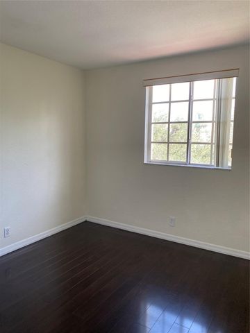 338 Cambridge Drive, Weston, FL 33326
