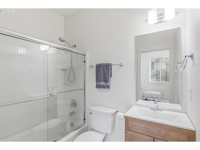 1618 Sw 58TH Ave 8, Portland, OR 97221