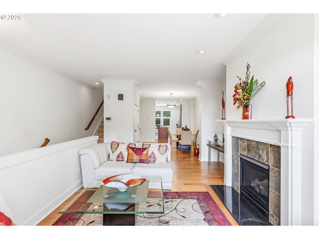 1618 Sw 58TH Ave 8, Portland, OR 97221