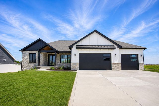 10161 Springlake Road, St. John, IN 46373
