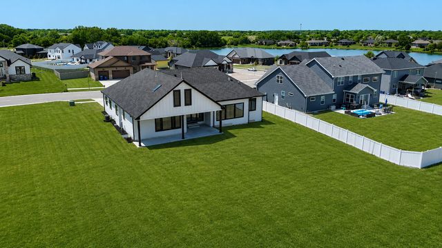 10161 Springlake Road, St. John, IN 46373