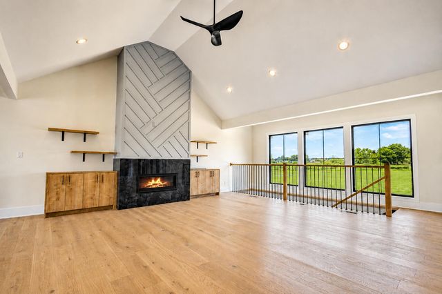 10161 Springlake Road, St. John, IN 46373