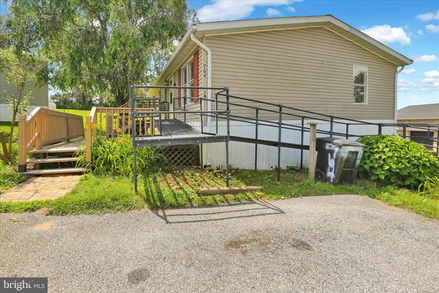764 WILLOW LN, Gap, PA 17527