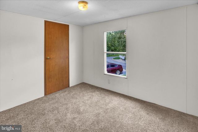 764 WILLOW LN, Gap, PA 17527