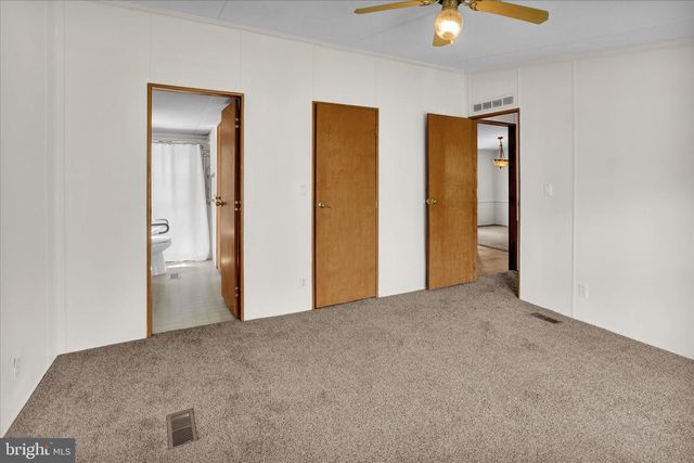 764 WILLOW LN, Gap, PA 17527
