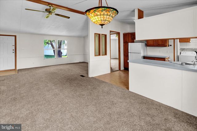 764 WILLOW LN, Gap, PA 17527