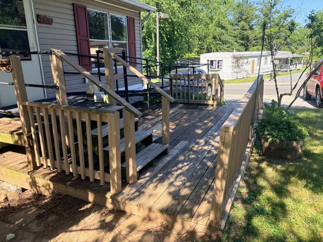 764 WILLOW LN, Gap, PA 17527