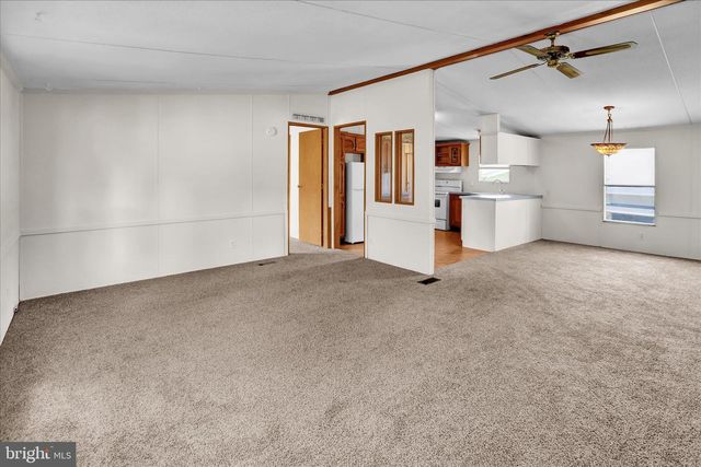 764 WILLOW LN, Gap, PA 17527