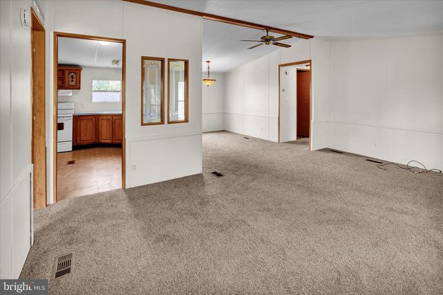 764 WILLOW LN, Gap, PA 17527
