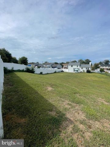 218 HENDRICKSON AVE, Edgewater Park, NJ 08010