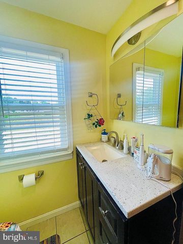 218 HENDRICKSON AVE, Edgewater Park, NJ 08010