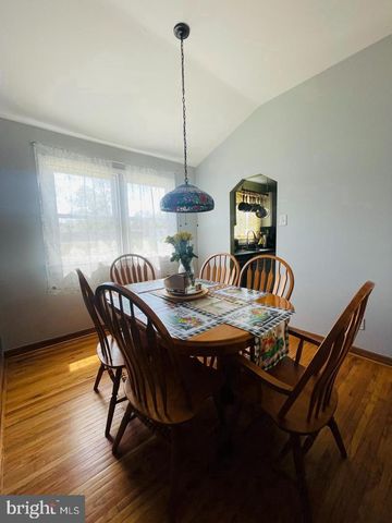 218 HENDRICKSON AVE, Edgewater Park, NJ 08010