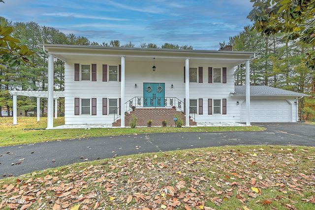 22097 Strada Circle, Bristol, VA 24202