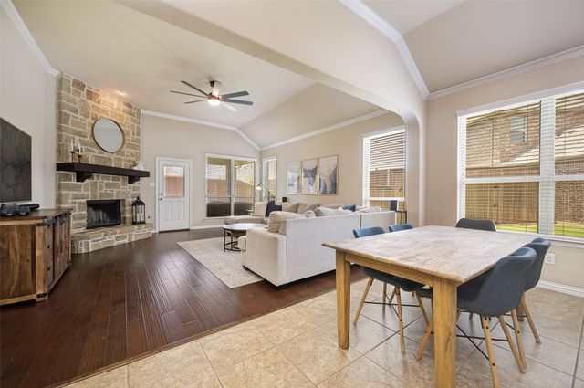 210 Derby Lane, Hickory Creek, TX 75065