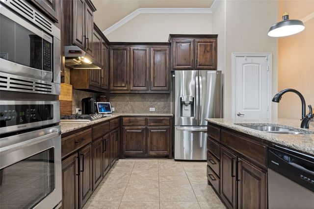 210 Derby Lane, Hickory Creek, TX 75065