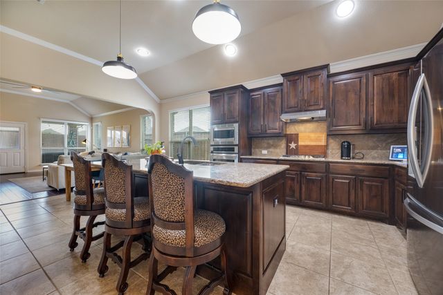 210 Derby Lane, Hickory Creek, TX 75065