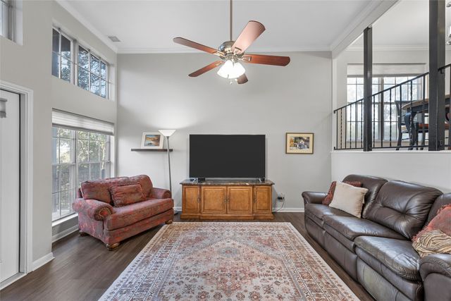 2901 Lake Shore Drive 407, Waco, TX 76708