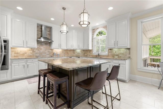 8580 High Hampton Chase, Alpharetta, GA 30022