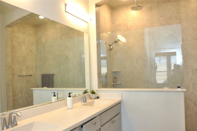 2615 High Bluff Drive, Mansfield, TX 76063