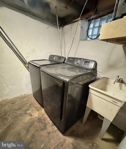 926 SNYDER AVE, Philadelphia, PA 19148