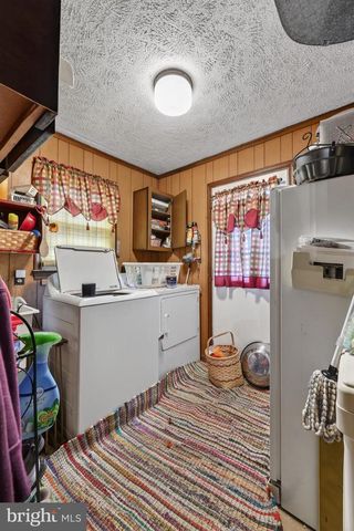 795 HIDEAWAY FARMS RD, Edinburg, VA 22824