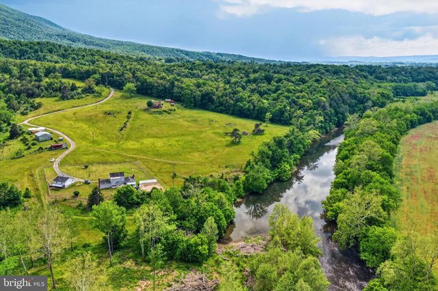 795 HIDEAWAY FARMS RD, Edinburg, VA 22824