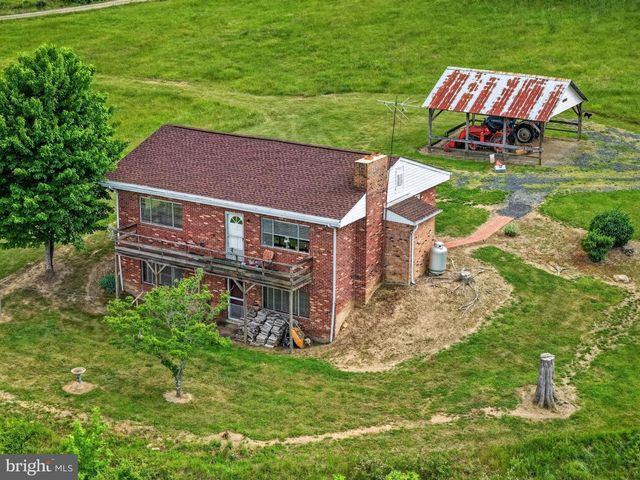 795 HIDEAWAY FARMS RD, Edinburg, VA 22824