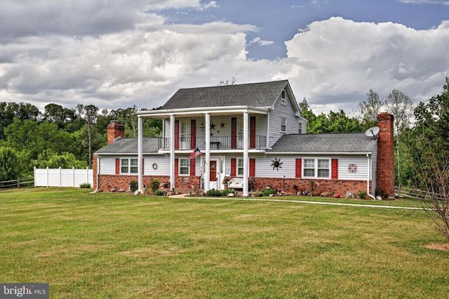795 HIDEAWAY FARMS RD, Edinburg, VA 22824