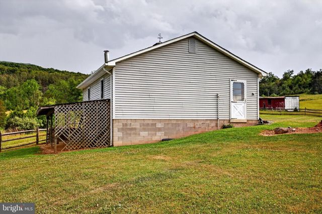 795 HIDEAWAY FARMS RD, Edinburg, VA 22824