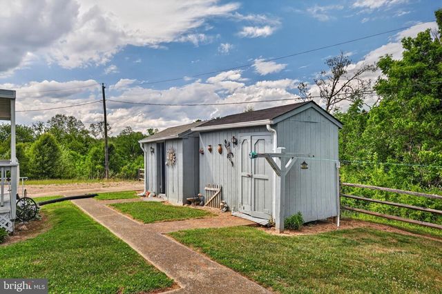 795 HIDEAWAY FARMS RD, Edinburg, VA 22824