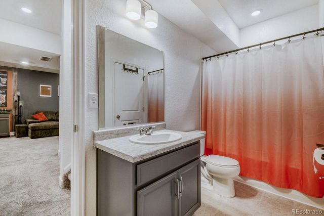 6096 N Nepal Street, Aurora, CO 80019