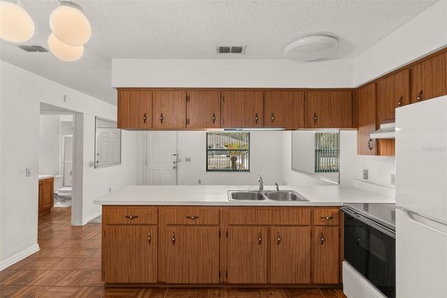 4604 CR 691, Webster, FL 33597