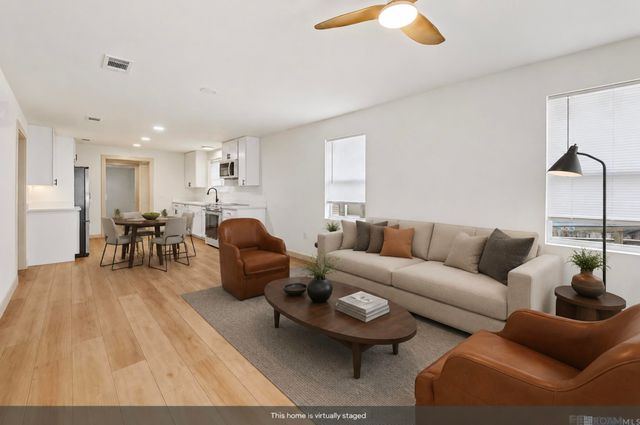 211 E Caldwell St, Gonzales, LA 70737