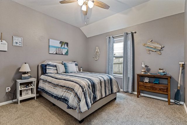 460 Darlington Trail, Fort Worth, TX 76131