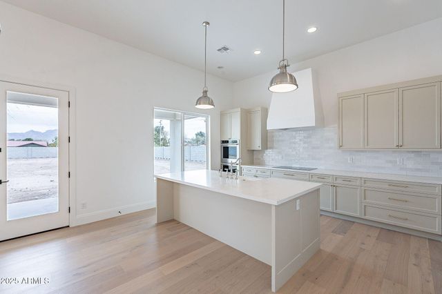 6930 N 178TH Lane, Waddell, AZ 85355