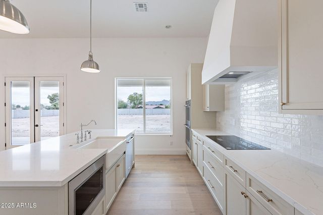 6930 N 178TH Lane, Waddell, AZ 85355