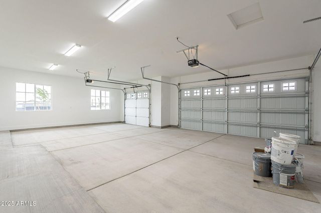 6930 N 178TH Lane, Waddell, AZ 85355