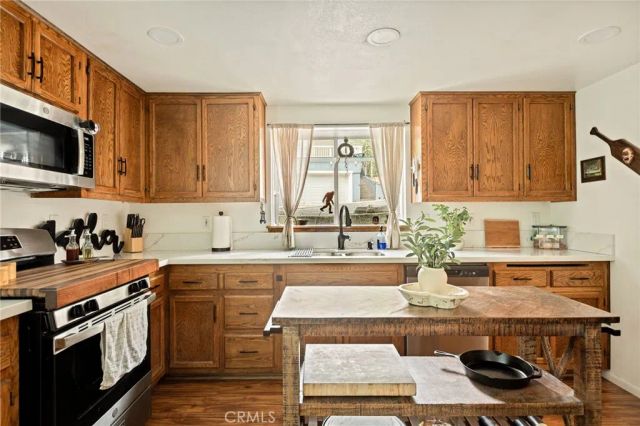 247 Oak Drive, Lake Arrowhead, CA 92352