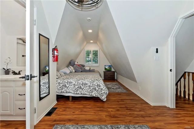 247 Oak Drive, Lake Arrowhead, CA 92352