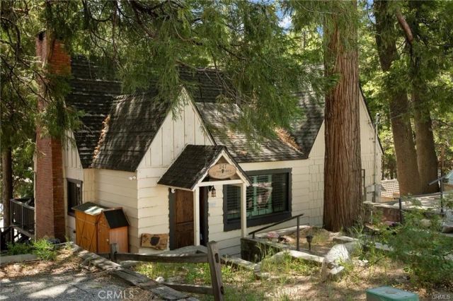 247 Oak Drive, Lake Arrowhead, CA 92352