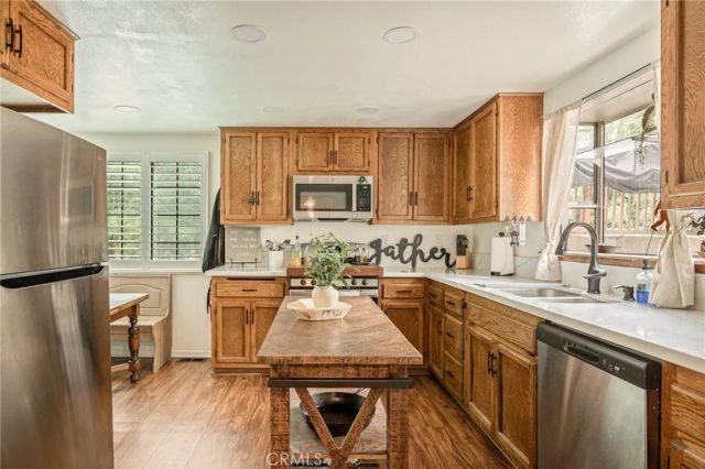 247 Oak Drive, Lake Arrowhead, CA 92352