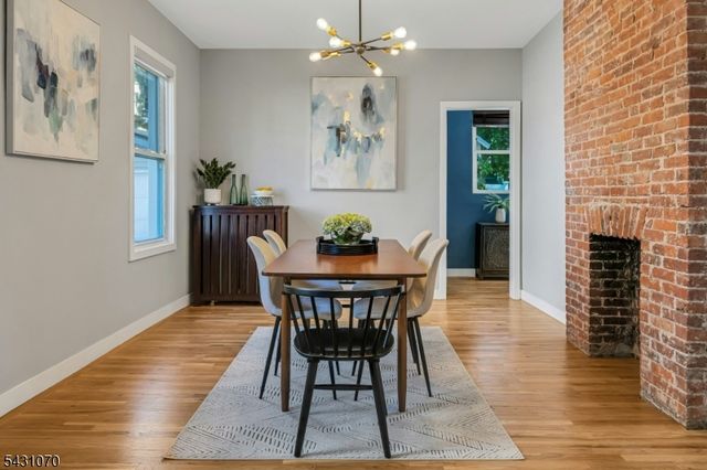 18 Gardiner Pl, Montclair Twp., NJ 07042