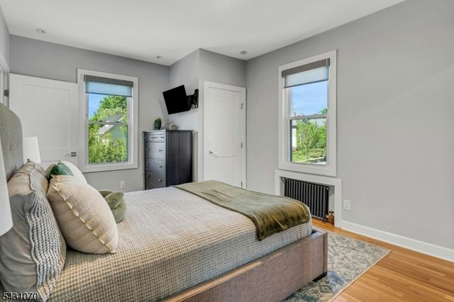 18 Gardiner Pl, Montclair Twp., NJ 07042