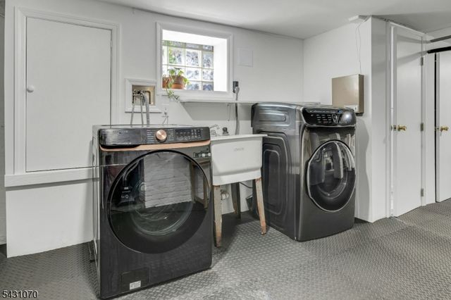 18 Gardiner Pl, Montclair Twp., NJ 07042