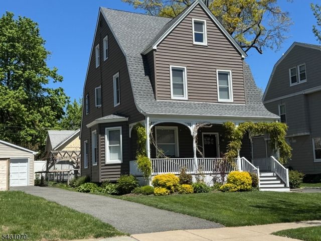 18 Gardiner Pl, Montclair Twp., NJ 07042