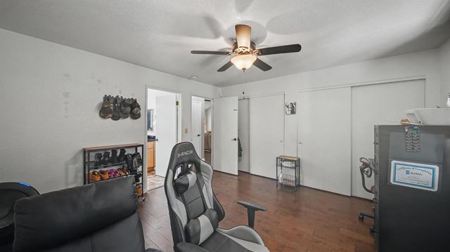 64 Obsidian Dr, Oakdale, CA 95361